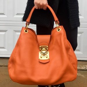 Miu Miu Vitello Caribu in Papaya